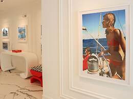 UMA House by Yurbban South Beach