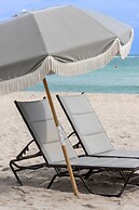 UMA House by Yurbban South Beach