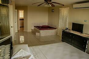 The Whytehouse Villa