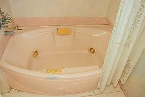 The Whytehouse Villa