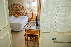 The Whytehouse Villa