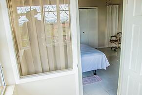 The Whytehouse Villa