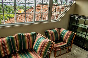 The Whytehouse Villa