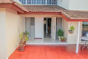 The Whytehouse Villa