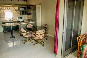 The Whytehouse Villa