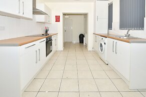 Townhouse @ Hall O Shaw Street Crewe