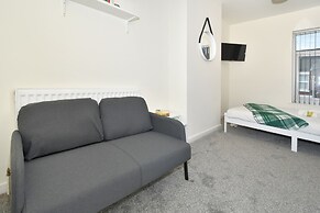 Townhouse @ Hall O Shaw Street Crewe