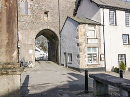 1 Tower House