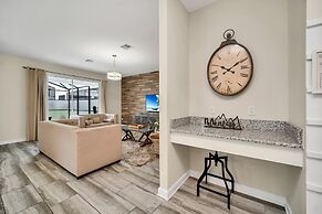 Gorgeous, Modern Home W/private Pool!