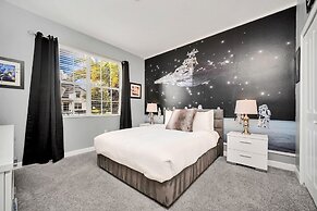 Gorgeous, Modern Home W/private Pool!