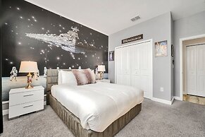 Gorgeous, Modern Home W/private Pool!