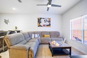 Private Pool Getaway! Near Theme Parks!