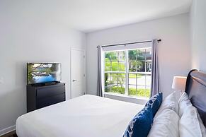 Private Pool Getaway! Near Theme Parks!