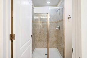 Private Pool Getaway! Near Theme Parks!