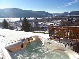 Gîte Panoramique et Spa de Liézey