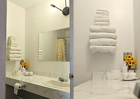 Cozy Corner Motel & Restaurant