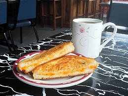 Cozy Corner Motel & Restaurant