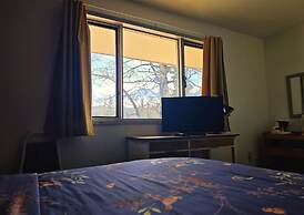 Cozy Corner Motel & Restaurant