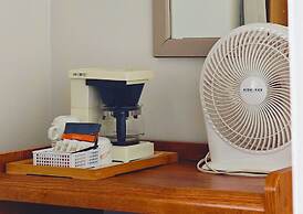 Cozy Corner Motel & Restaurant