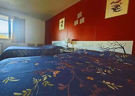 Cozy Corner Motel & Restaurant