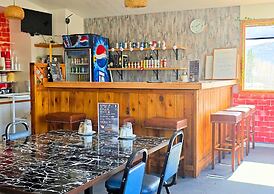 Cozy Corner Motel & Restaurant