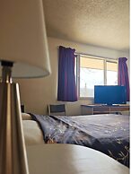 Cozy Corner Motel & Restaurant