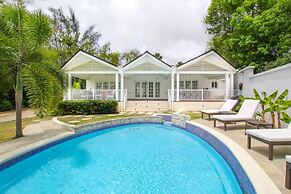 Relax by the pool, minutes from the beach - Toad Hall by BSL Rentals