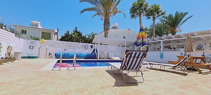 Villa Maria Petounta by STAY BnB