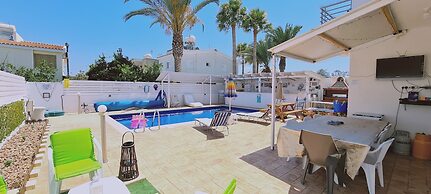 Villa Maria Petounta by STAY BnB