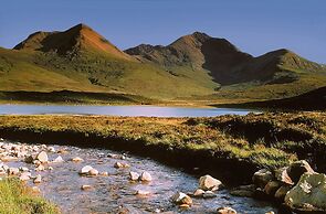 Kinloch Ainort Apartments