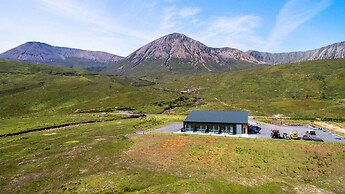 Kinloch Ainort Apartments