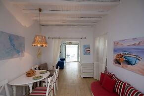 Elegant villa with ocean views & 2 pools