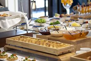 Orient Hotel Bishkek