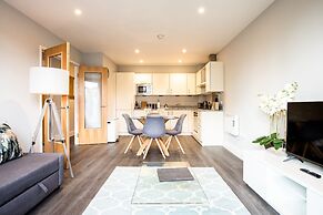 The Wren Beautiful Apartment inc parking