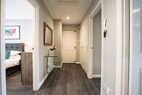 Beautiful central apartment with parking