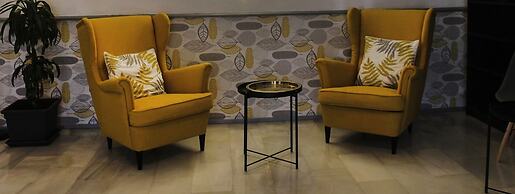 Hotel Restaurante Vía Sevilla - Cádiz by MA 22 Puntos