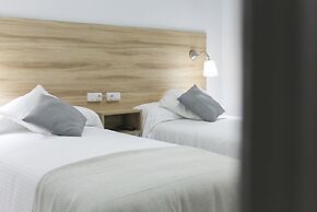 Hotel Restaurante Vía Sevilla - Cádiz by MA 22 Puntos