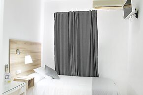 Hotel Restaurante Vía Sevilla - Cádiz by MA 22 Puntos