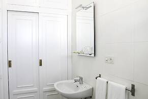 Hotel Restaurante Vía Sevilla - Cádiz by MA 22 Puntos