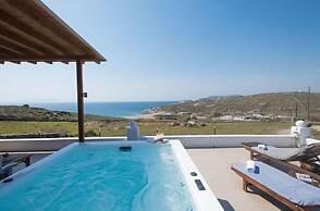 Evilia Mykonian Villa with Jaccuzi
