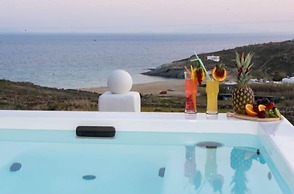 Evilia Mykonian Villa with Jaccuzi
