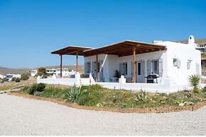 Evilia Mykonian Villa with Jaccuzi