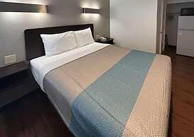 Studio 6 Ontario, Ca - Convention Center - Airport