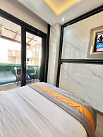 Taksim Larissa Hotel