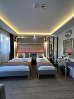 Taksim Larissa Hotel