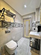 Taksim Larissa Hotel