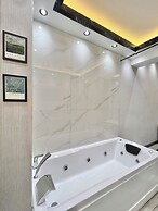 Taksim Larissa Hotel