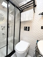 Taksim Larissa Hotel