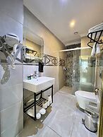 Taksim Larissa Hotel