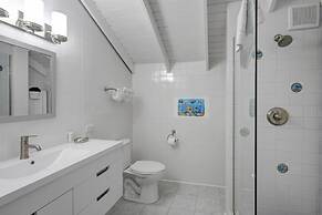 Villas of the Galleon